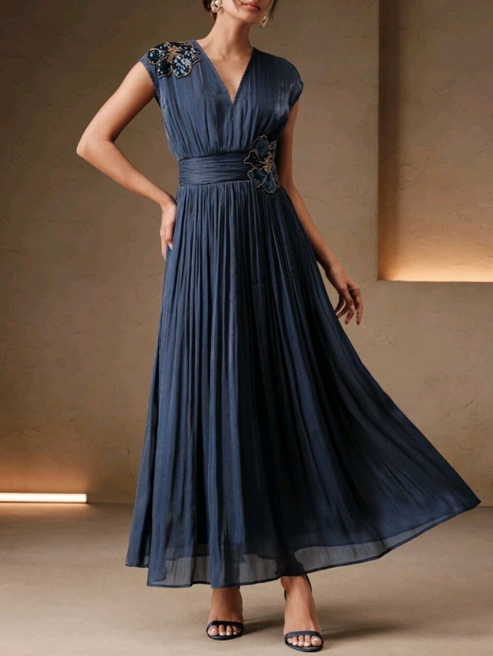 New Metallic Sequin Beaded 3D Flower Maxi Dress Ruched Waist Navy Blue - Picture 6 of 14